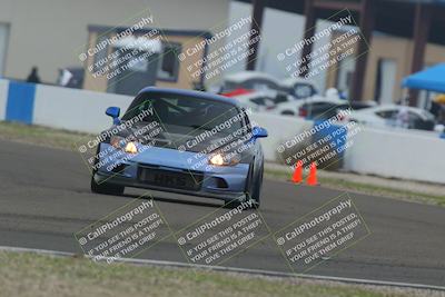 media/Dec-19-2025-Lucky Dog Racing (Fri) [[3b7b1b5fc8]]/Beginner/Session 2 Turn 1/